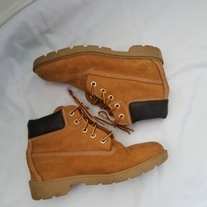 Timberland boots Boys Kids Sz 4